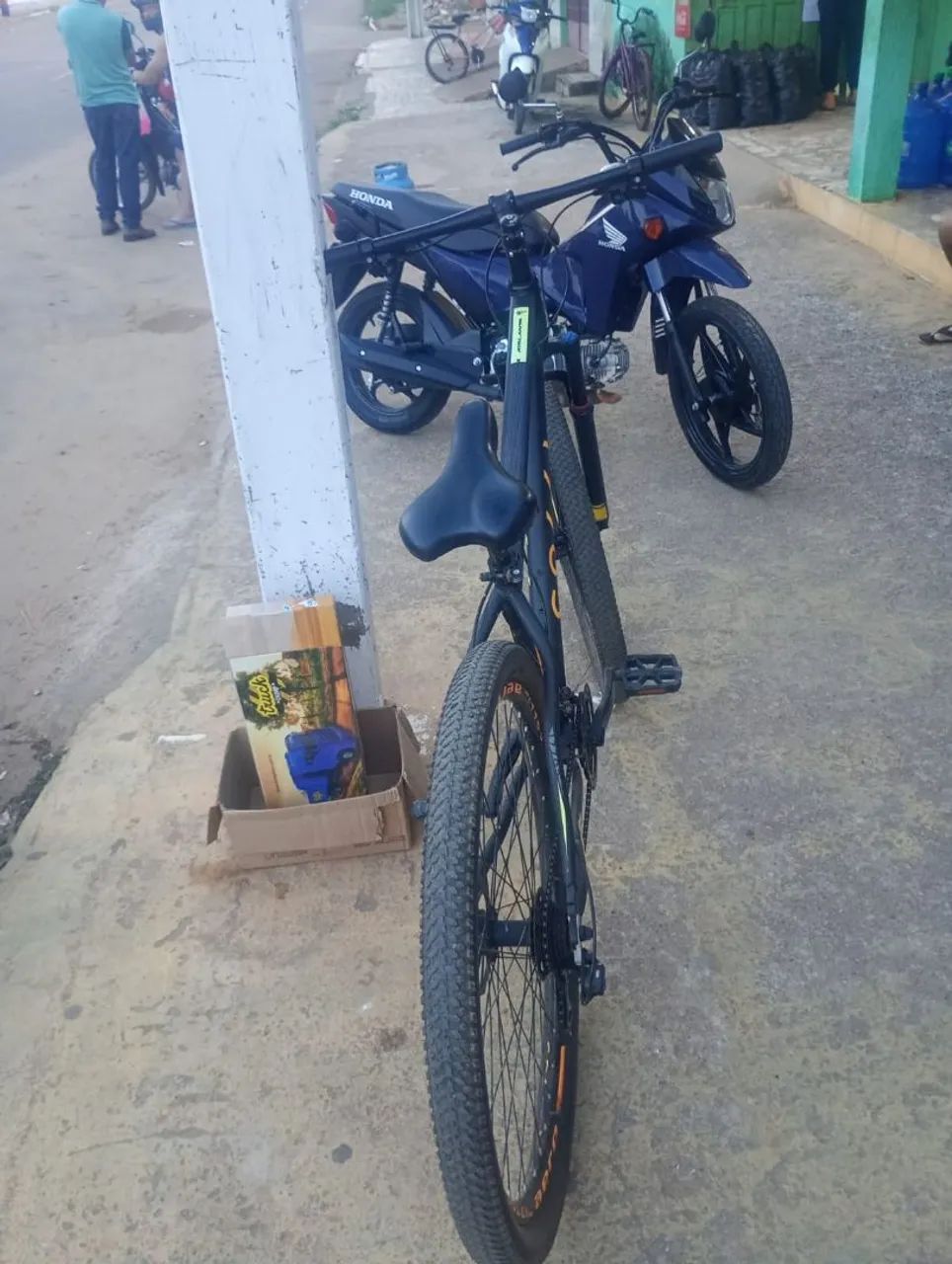 Vendo bicicleta semi nova  - Foto 2