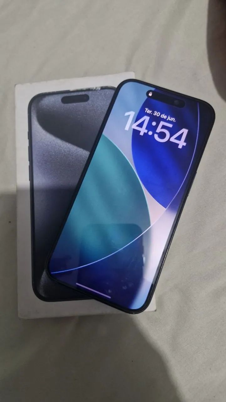 Iphone 15 pro 256gb . Nunca aberto 