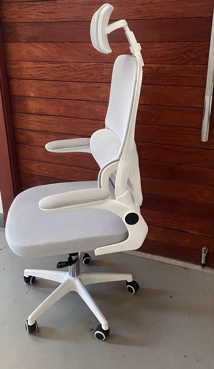 Cadeira ergonômica  - Foto 4