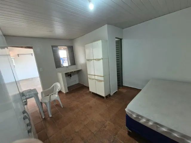 Quarto com banheiro - Foto 4