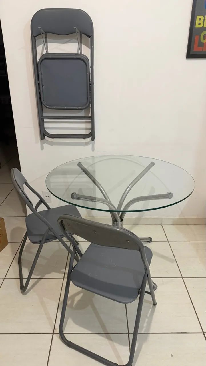 Mesa de vidro com cadeiras - Foto 5