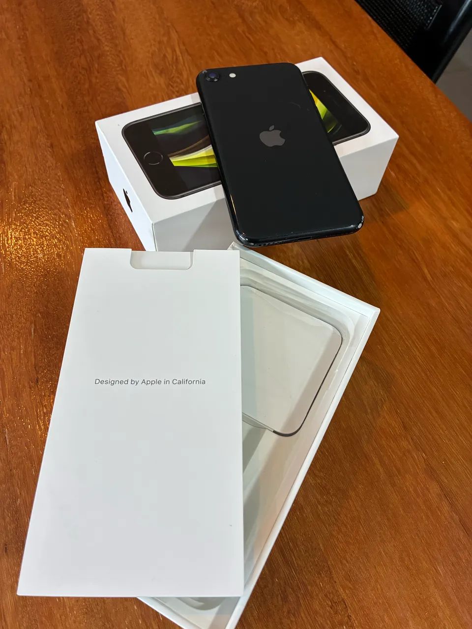 iPhone SE 64GB ? Original, muito conservado + caixa - Foto 3