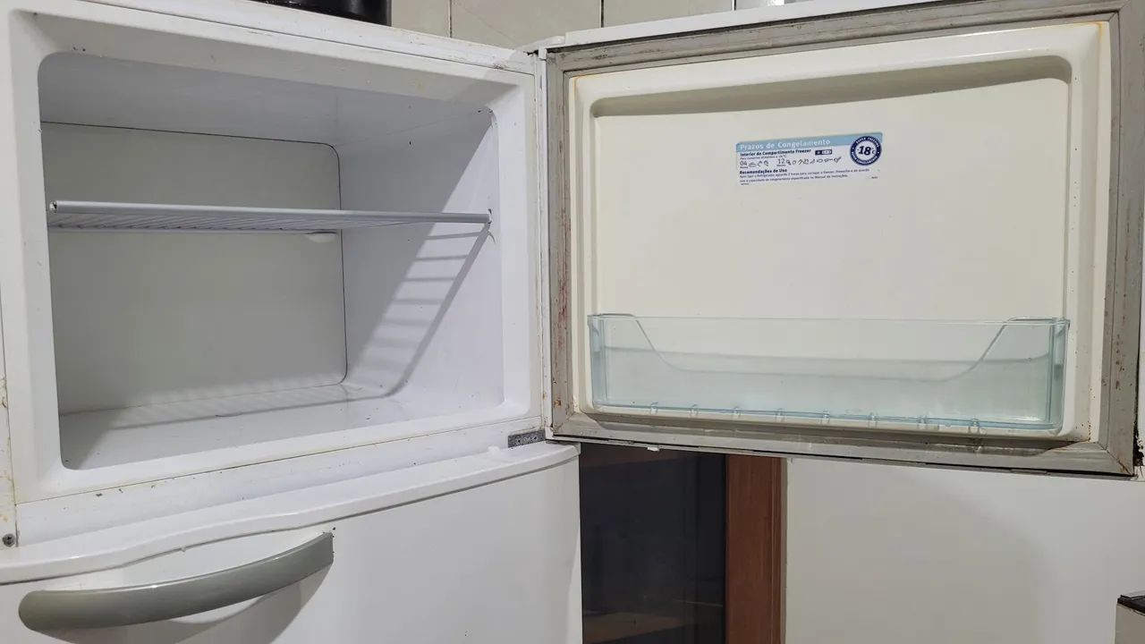 Geladeira Eletrolux Super Frezeer  - Foto 5