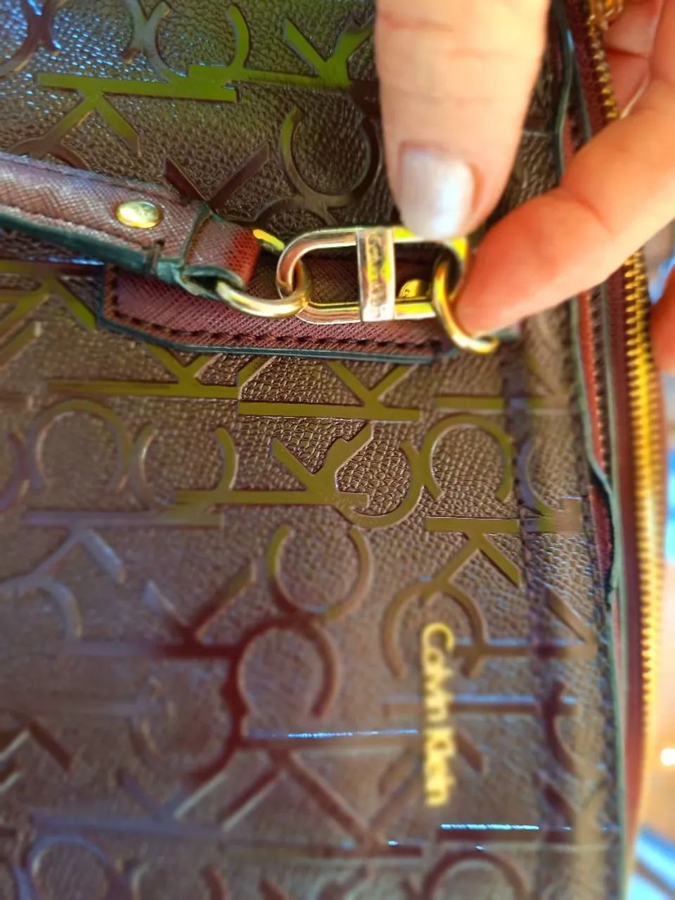  Bolsa Calvin Klein Cor MARÇALA  - Foto 4