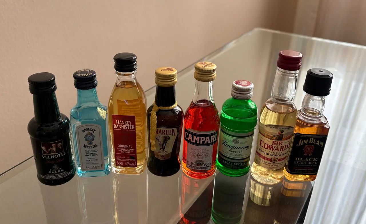 Miniaturas diversas bebidas importadas - Foto 4