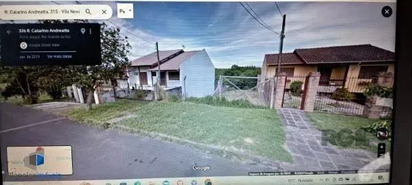 Terreno em Porto Alegre, no bairro Vila Nova, à venda.