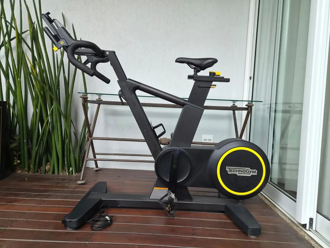 Bicicleta ergométrica Technogym Skillbike 