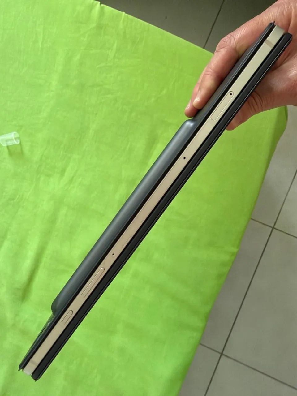 Galaxy Tab S9 5G 256 GB + S Pen - capa-teclado com defeito - Foto 4