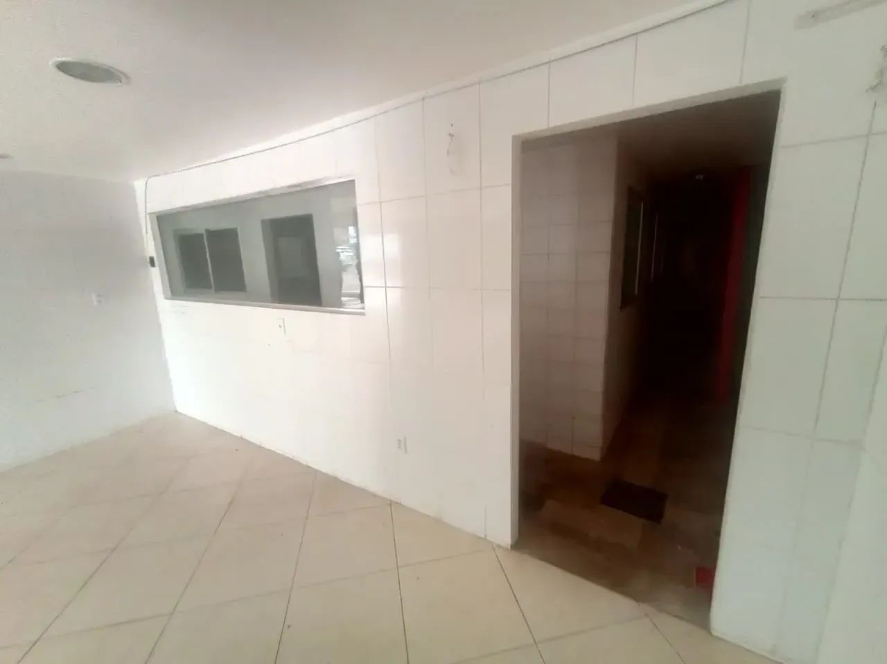 ALUGUEL DE PONTO COMERCIAL Local: Centro, Rua Ferreira Pena. Tipo: térrea - Foto 5