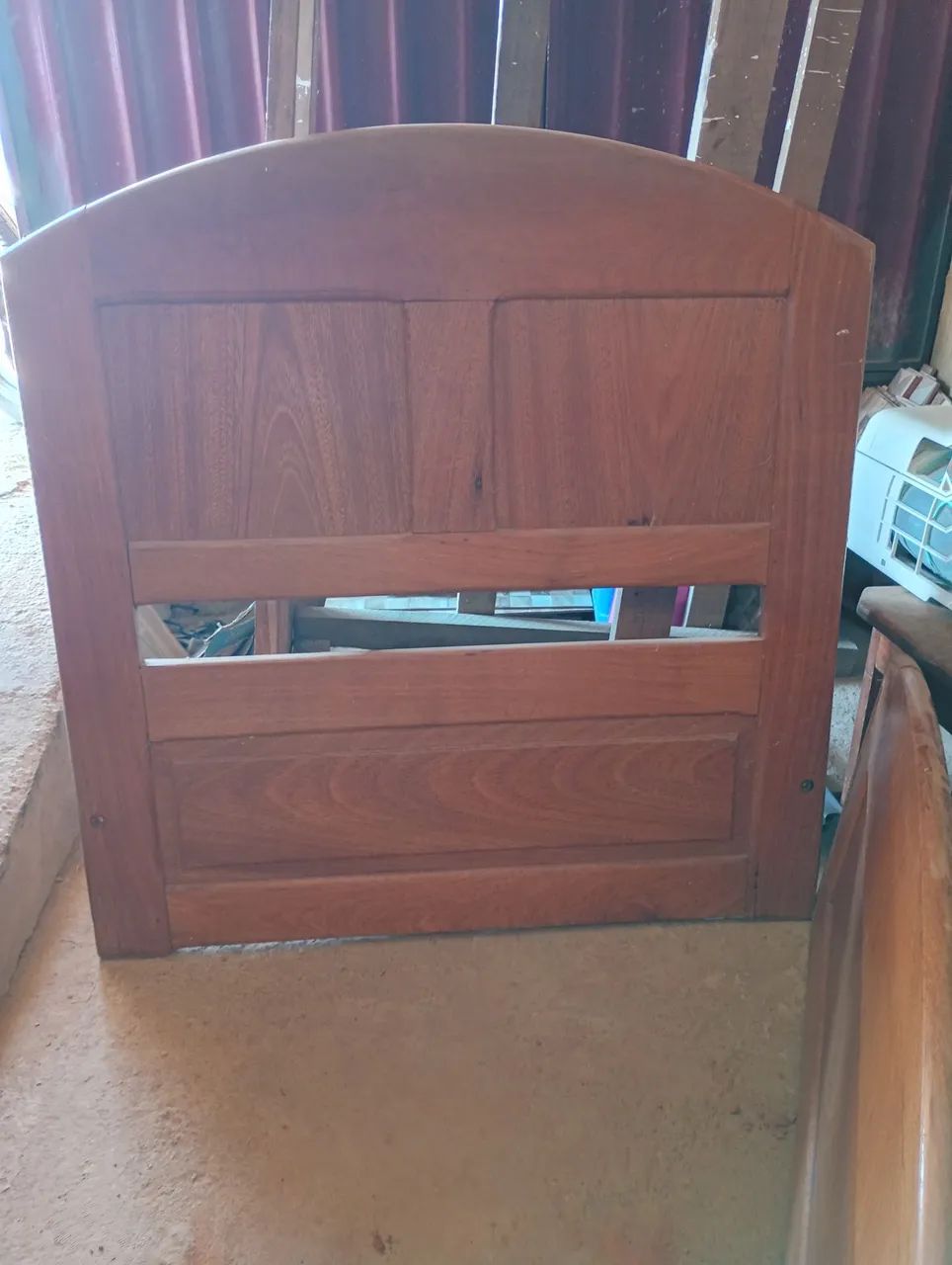 Vendo cama solteirão madeira c/ 2 GAVETAS - Foto 3