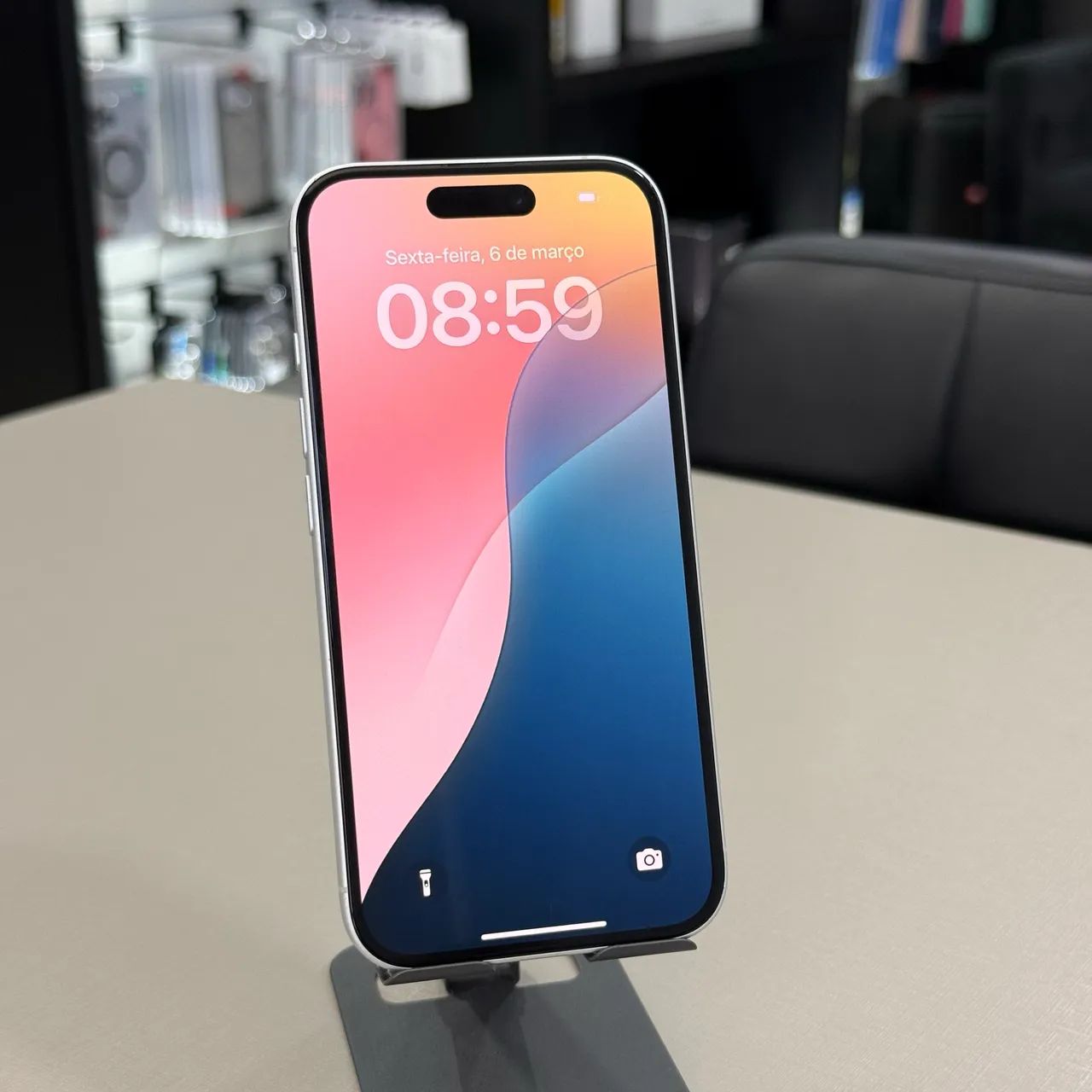 iPhone 16 128GB Branco - Foto 3