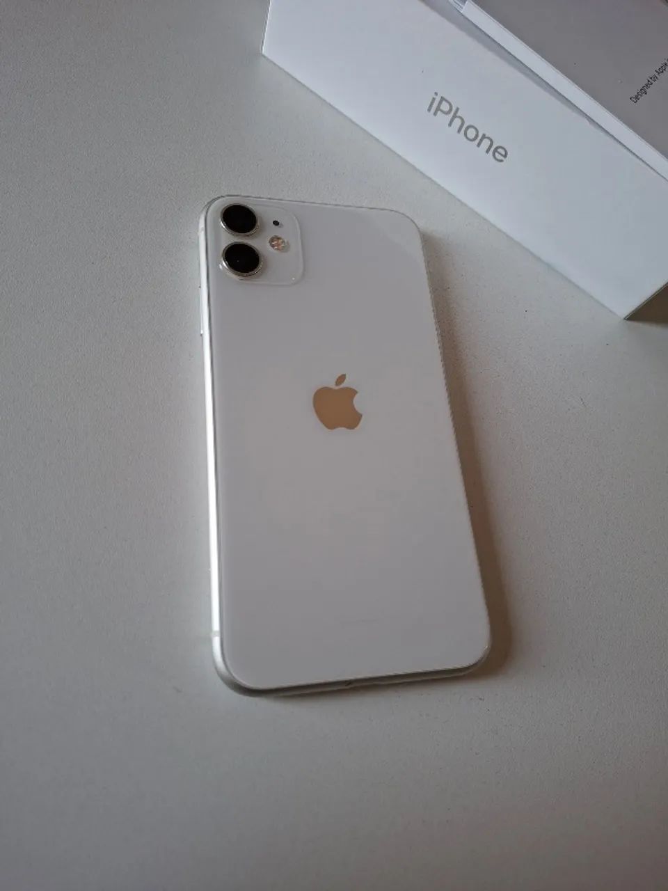 iPhone 11 128GB Branco - IMPECÁVEL | RARIDADE | R$ 980 - Foto 2