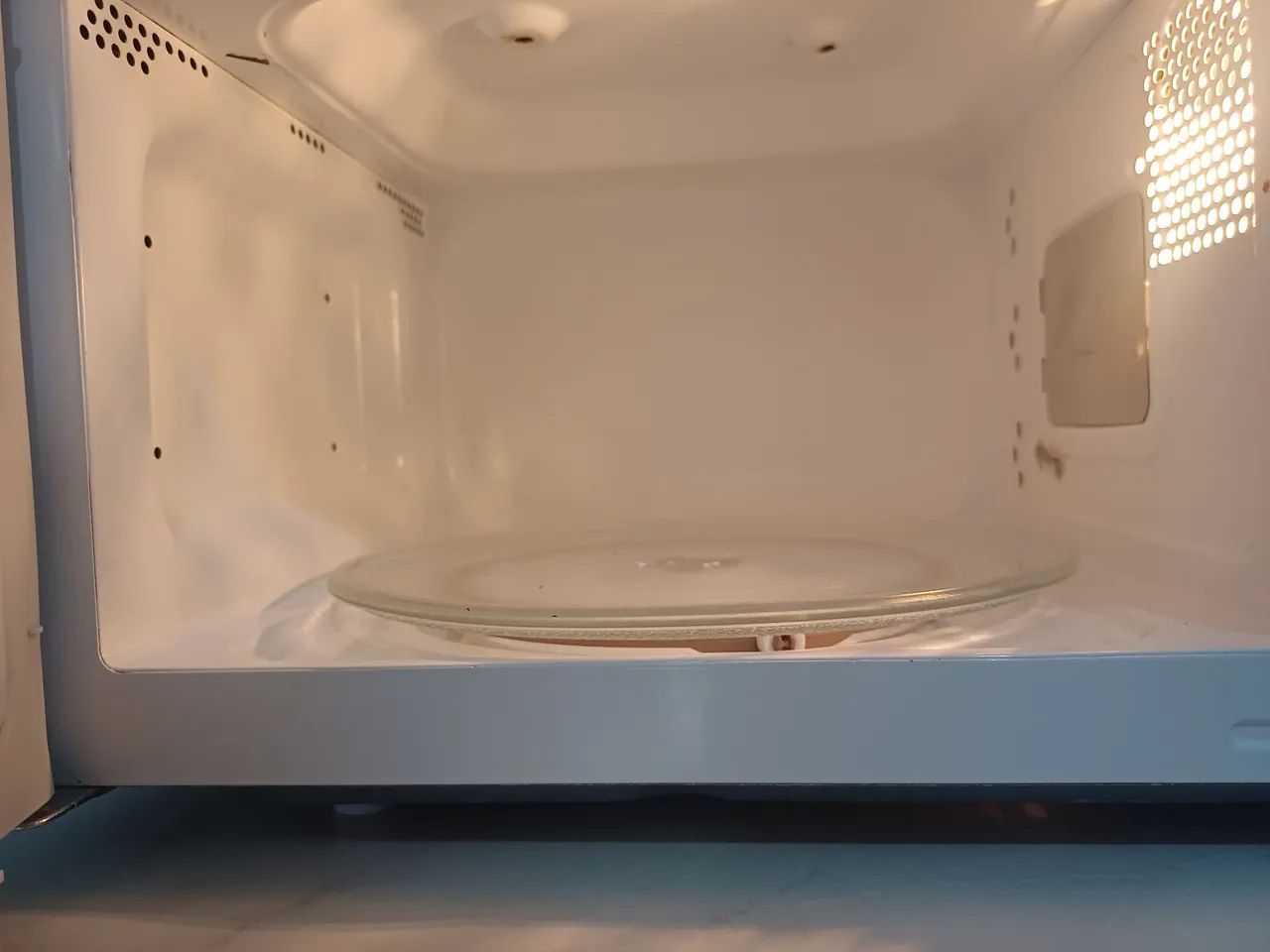 Micro-ondas semi novo  - Foto 4