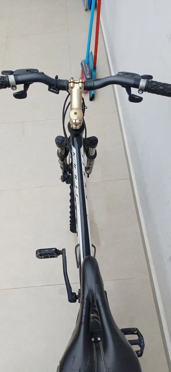 Bicicleta MTB aro 26 - Foto 5