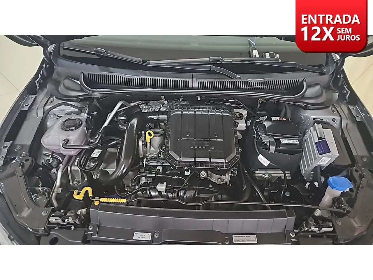 Volkswagen Polo Track 1.0 Flex 12V 5p, foto 15 de 20