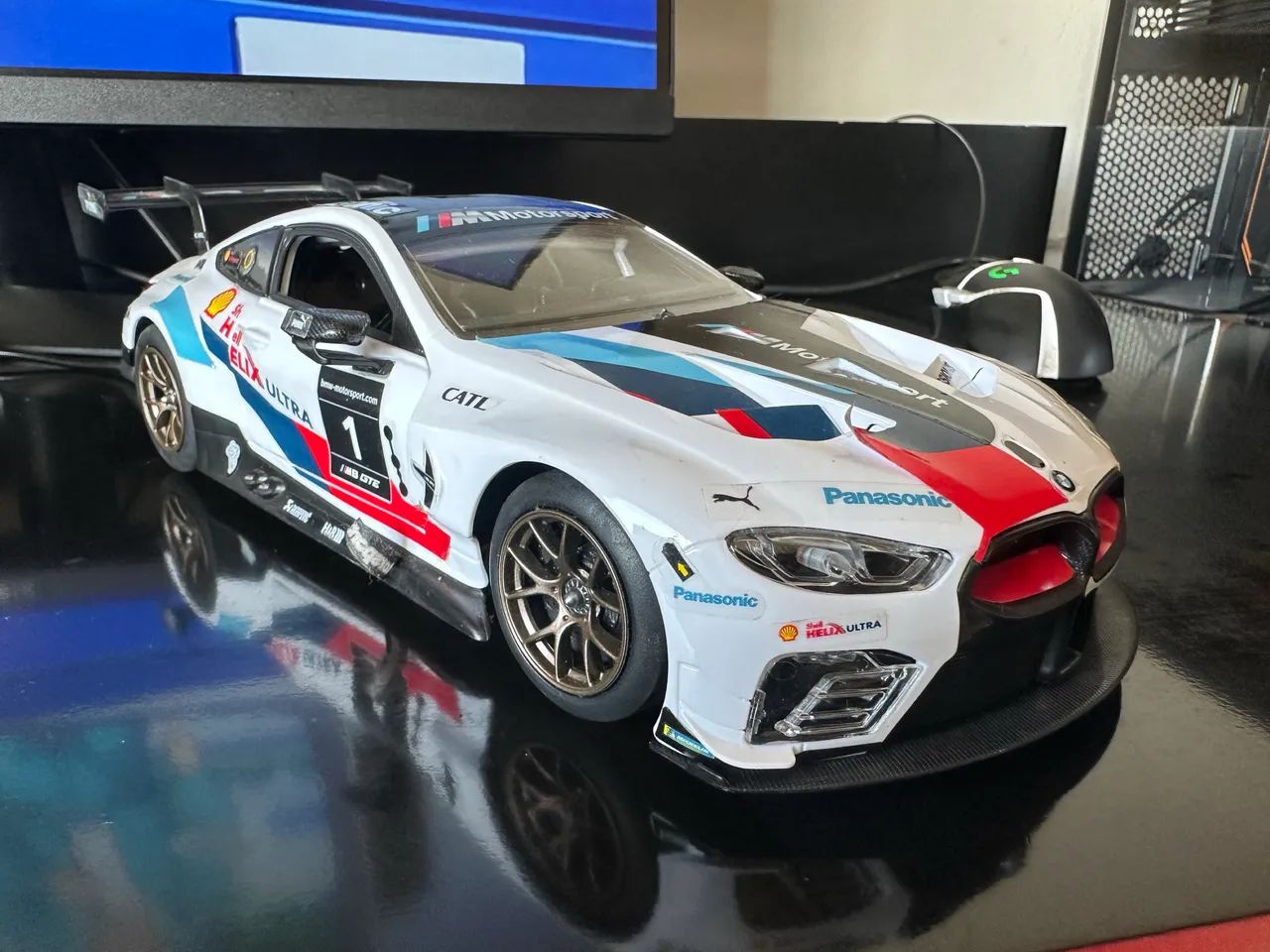 BMW M8 GTE DIY RASTAR 74 peças - Foto 4
