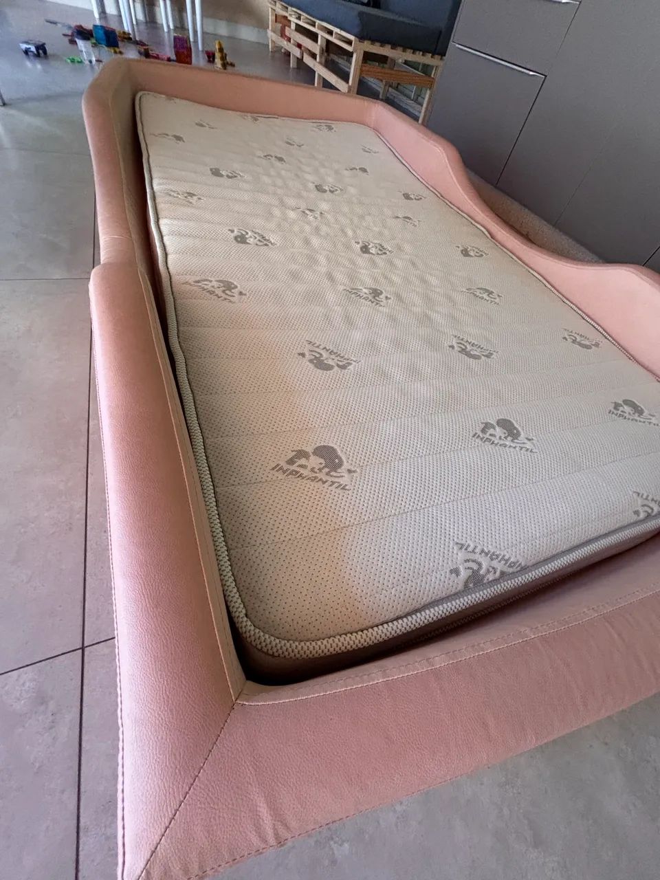 Cama montessoriana Inphantil