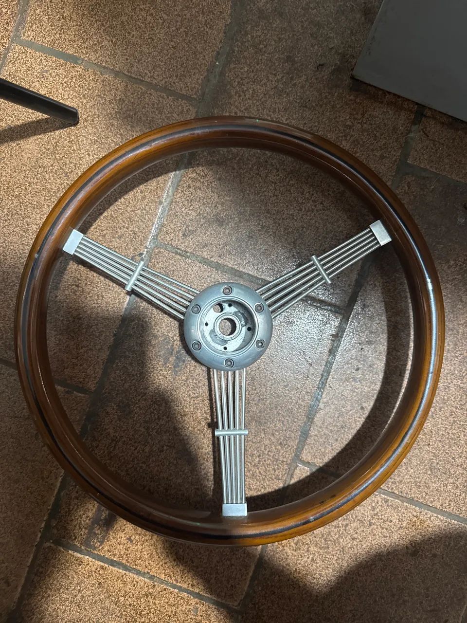 Volante rosseti