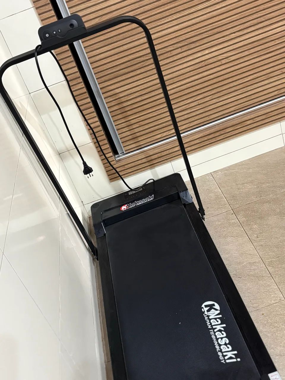 Esteira Ergométrica Elétrica Nakasaki KM102 Dobrável Portátil 12km/h Preto - Foto 2