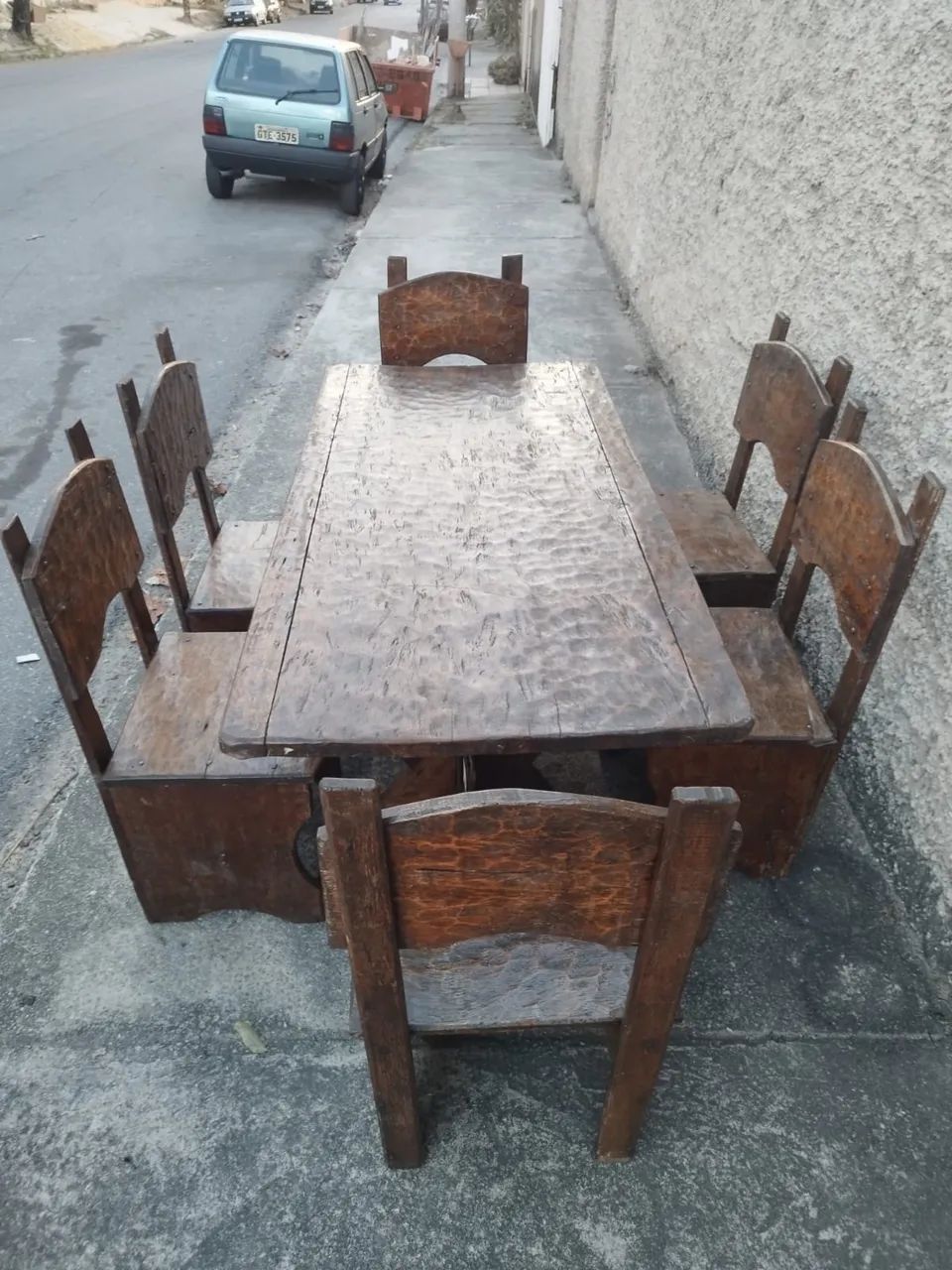 Vendo mesa com 6 cadeiras  - Foto 2
