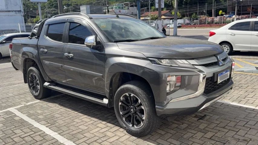 Mitsubishi L200 2024