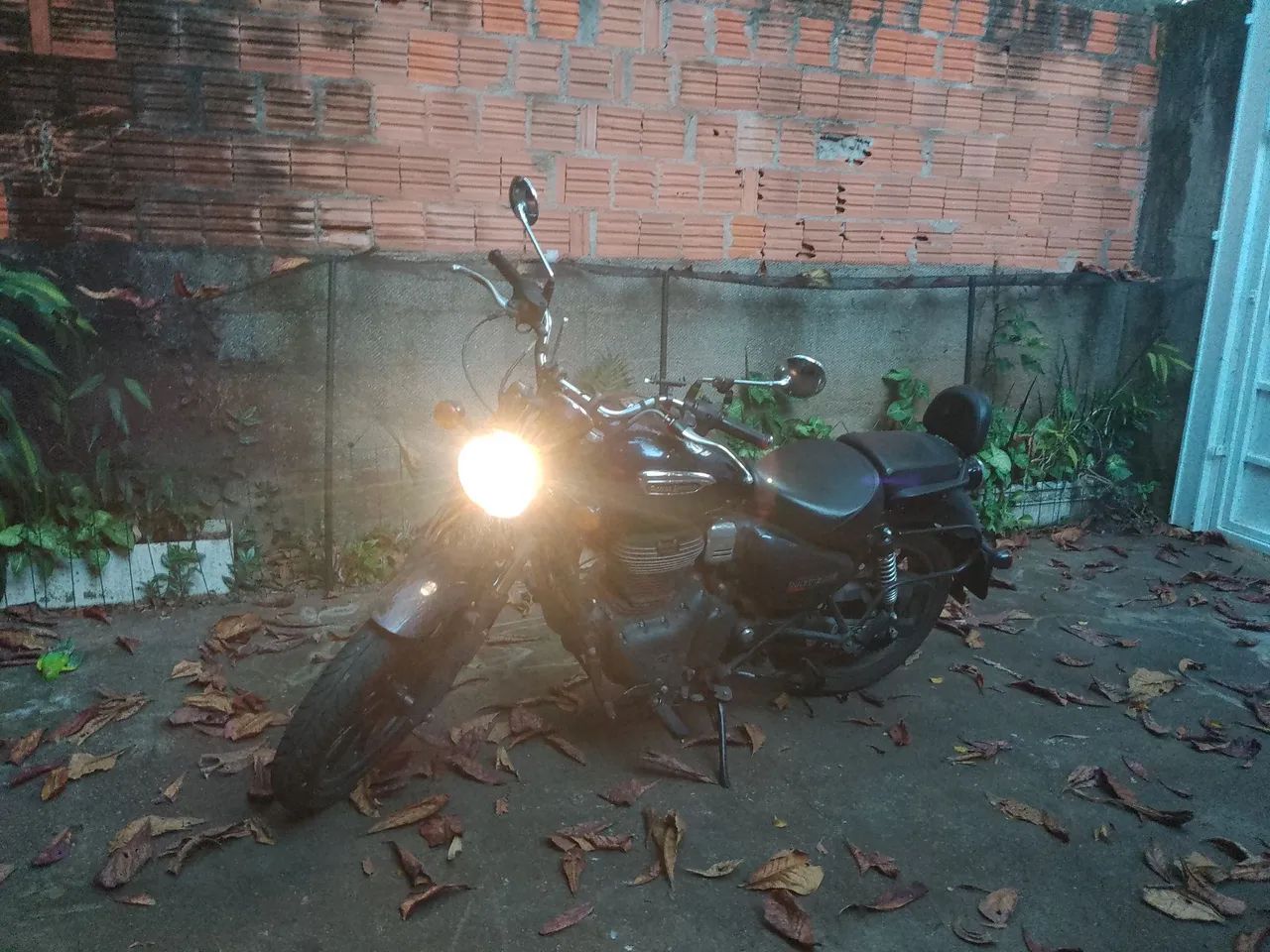Royal Enfield Meteor 2023 - Foto 3