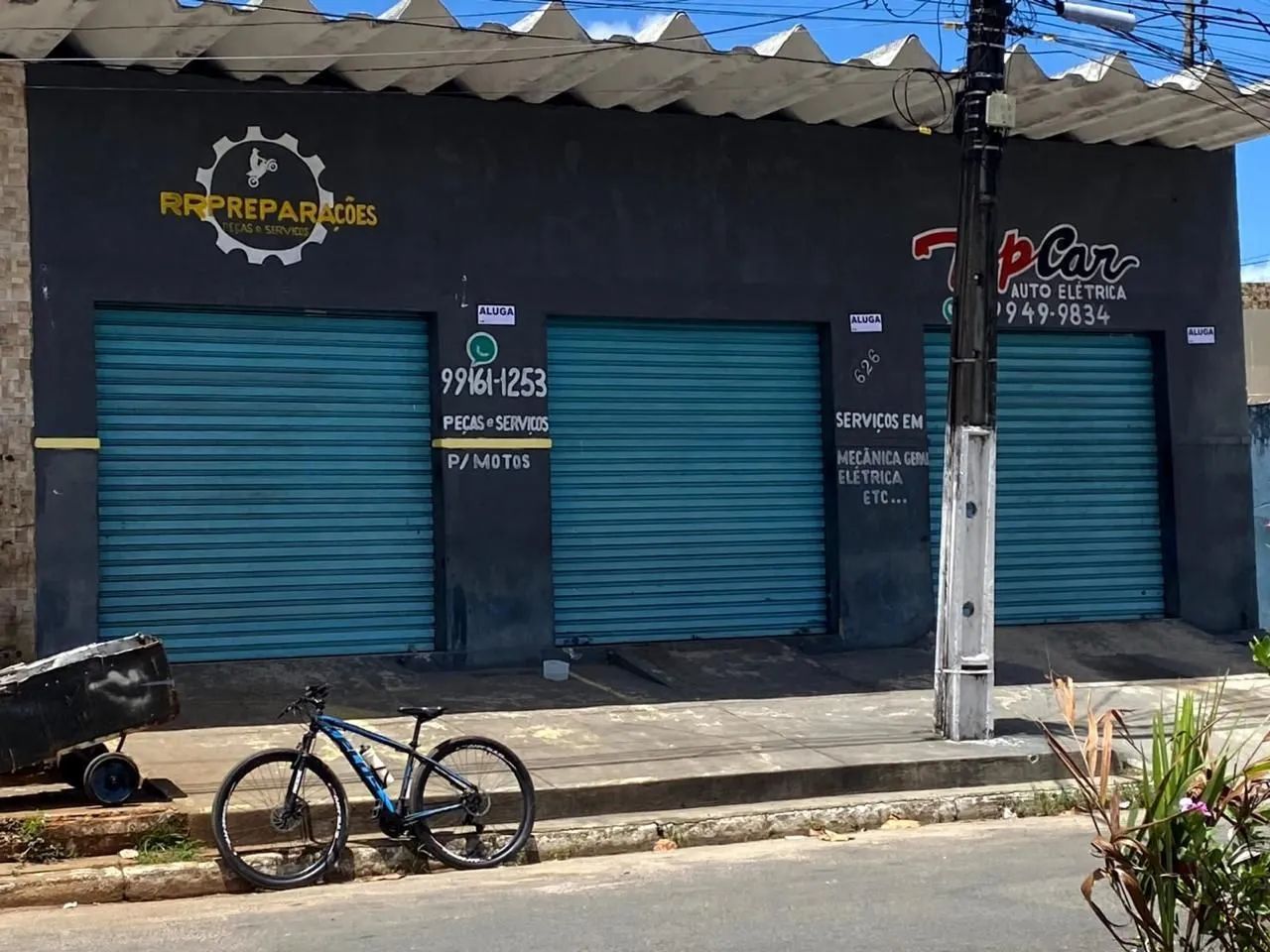 VENDO OU TROCO CENTRO COMERCIAL NA AV. PRINCIPAL DO BUGIO - PARCELAMOS EM ATÉ 60 MESES