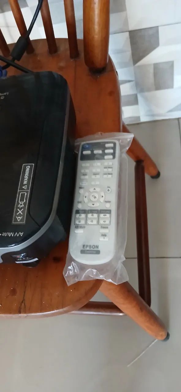 Vendo projetor Epson - Foto 4