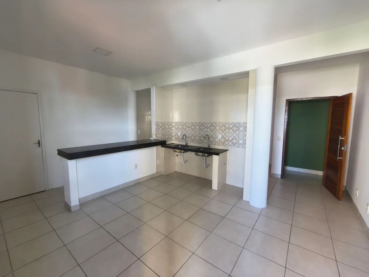 Alugo apartamento no jóquei clube 2 quartos e 2 banheiros - Foto 3