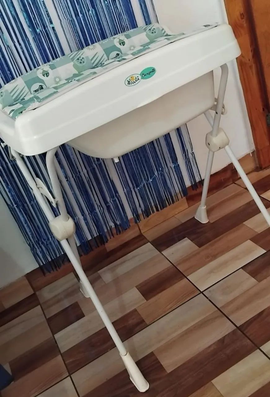 VENDO BEBE CONFORTO E BANHEIRO COMPLETA  - Foto 3