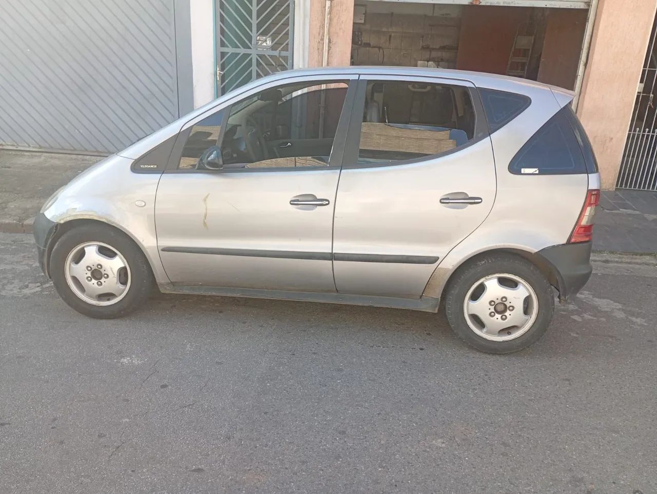 Mercedes-Benz Classe Classe A 190 Classic/ Spirit 1.9 Mec. 2001