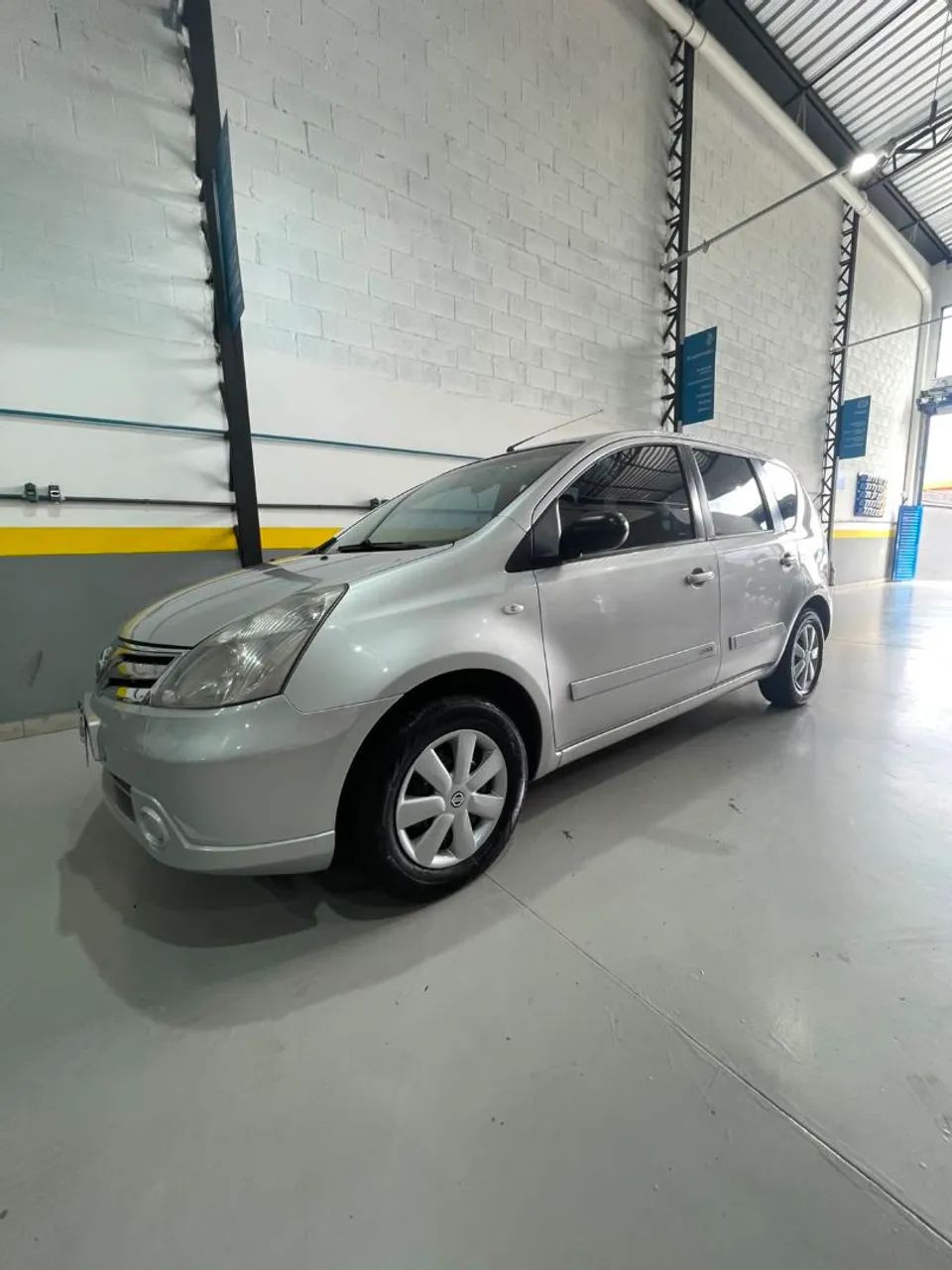 Nissan Livina LIVINA 1.6 16V Flex Fuel 5p 2013