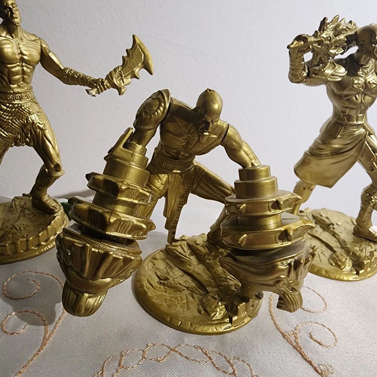 Kit Estatuetas God Of War Páscoa  - Foto 3