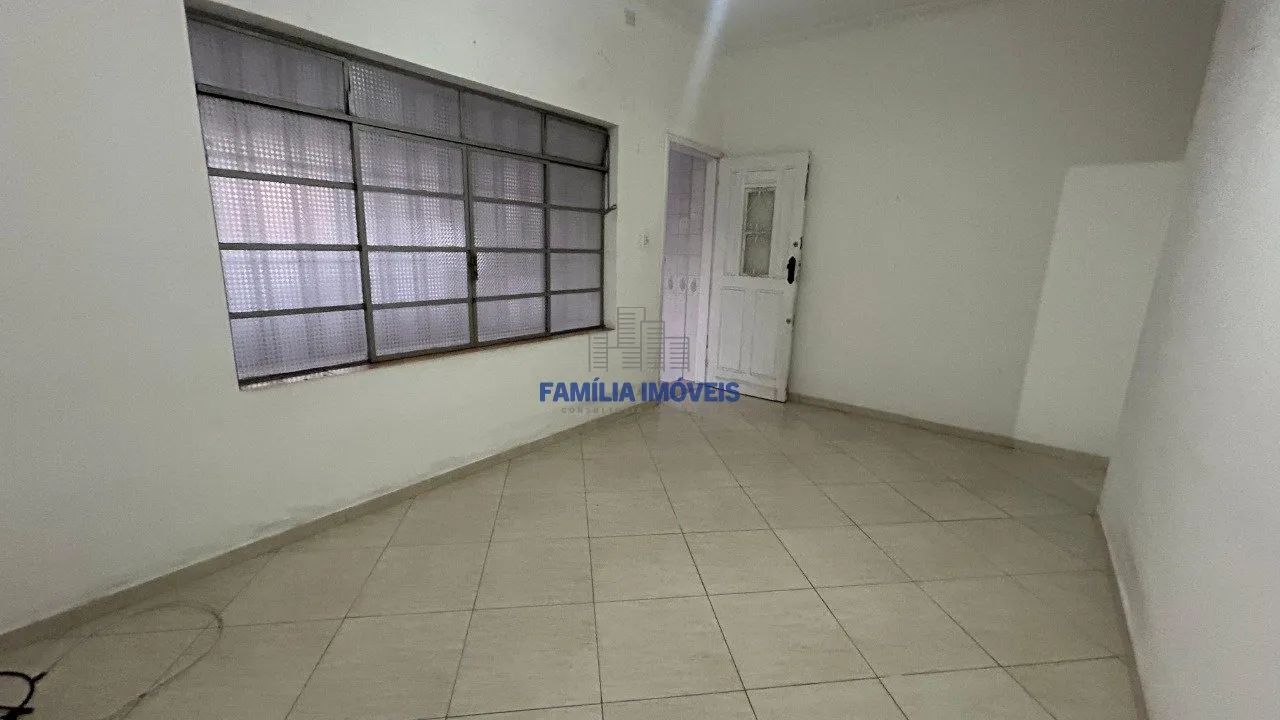 Casa para locação venda 2 quartos quintal Campo Grande Santos SP