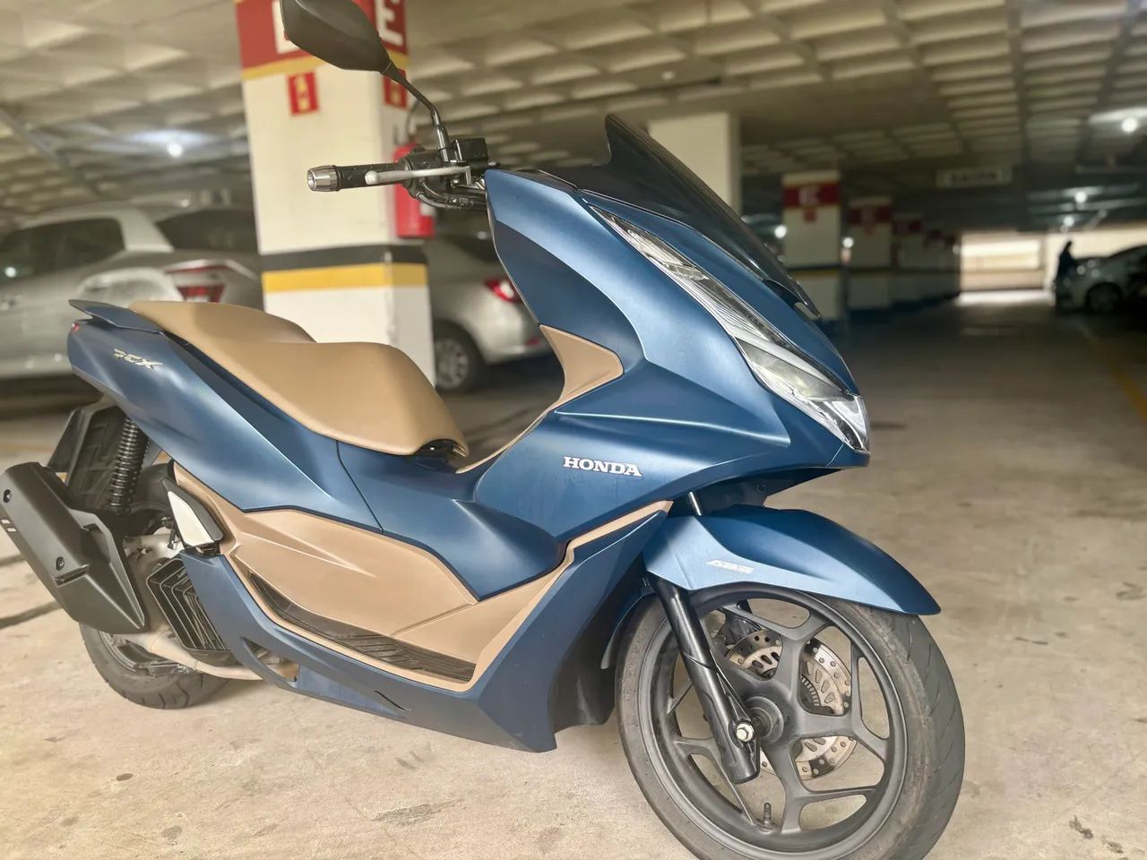 Pcx DLX  ano 2024  - Foto 2