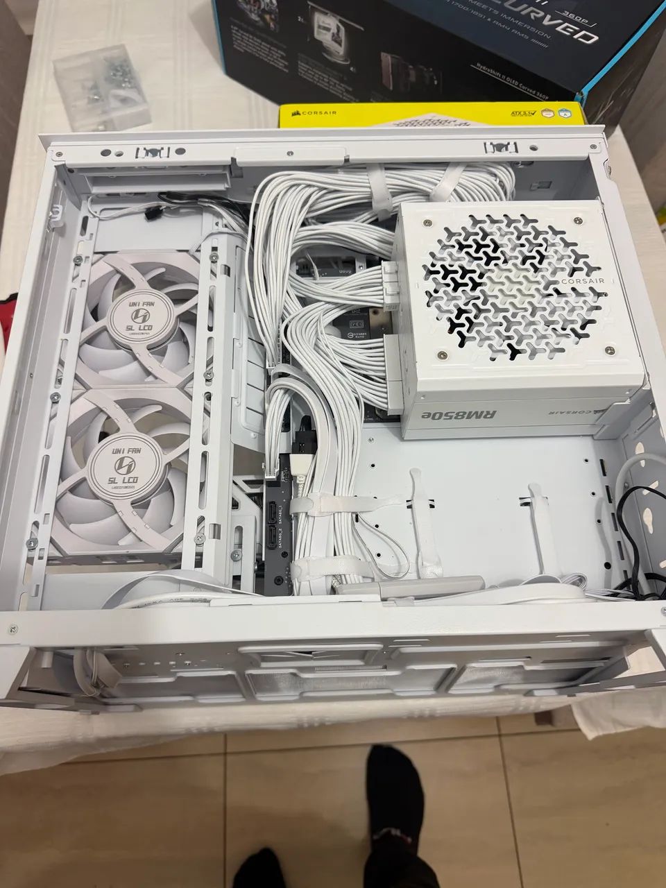 Pc gamer High end 9800x3d todo BTF - Foto 3