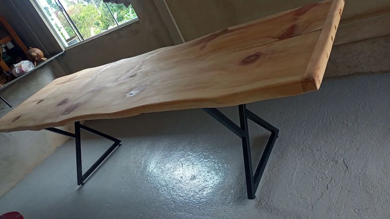 Mesa rustica 
