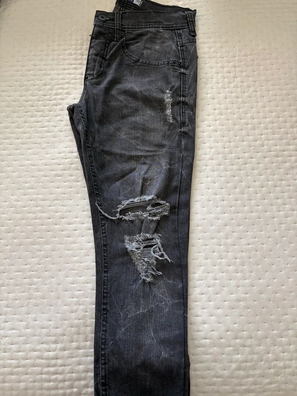 Calça jeans preta tam 36