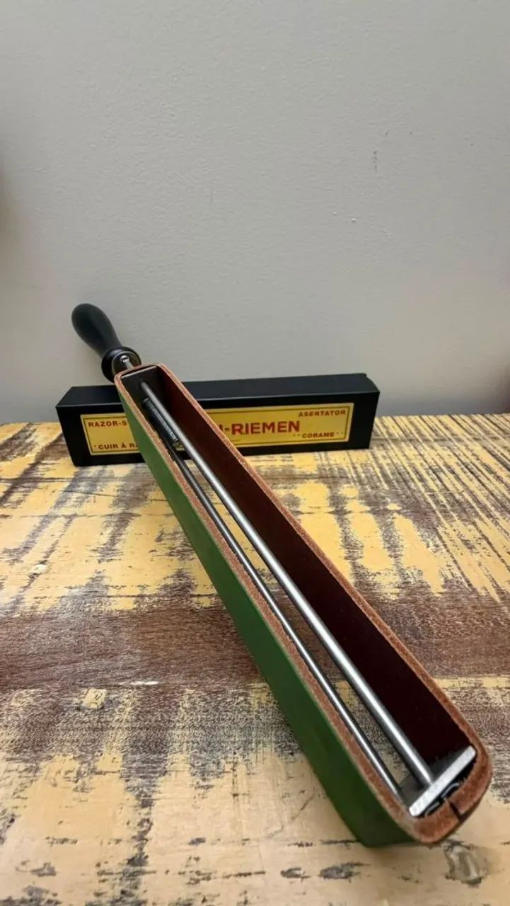 Strop de mão para barbeiros - Foto 2