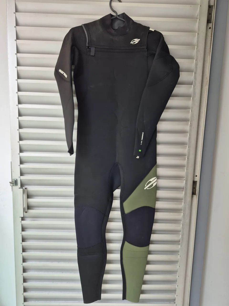 ROUPA DE BORRACHA MORMAII 