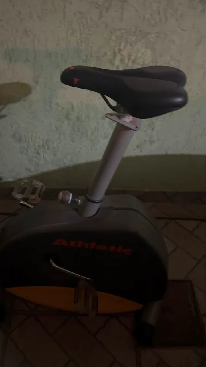 Bicicleta Ergométrica Athletic - Foto 2