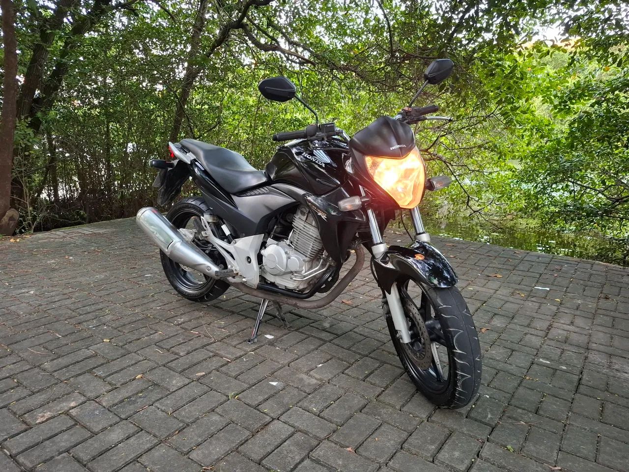 CB 300 HONDA 2014, CONSERVADA - Foto 3