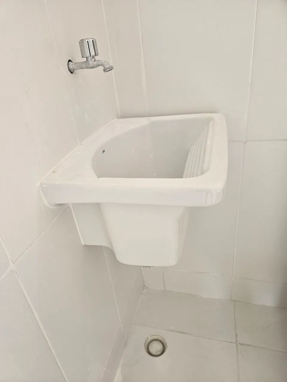 TANQUE PARA LAVANDERIA NOVO!..