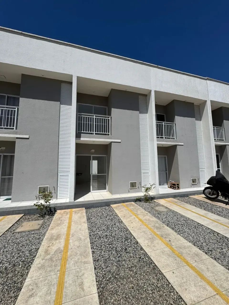 REPASSE DE CASA EM CONDOMINIO FECHADO EM PASSARÉ