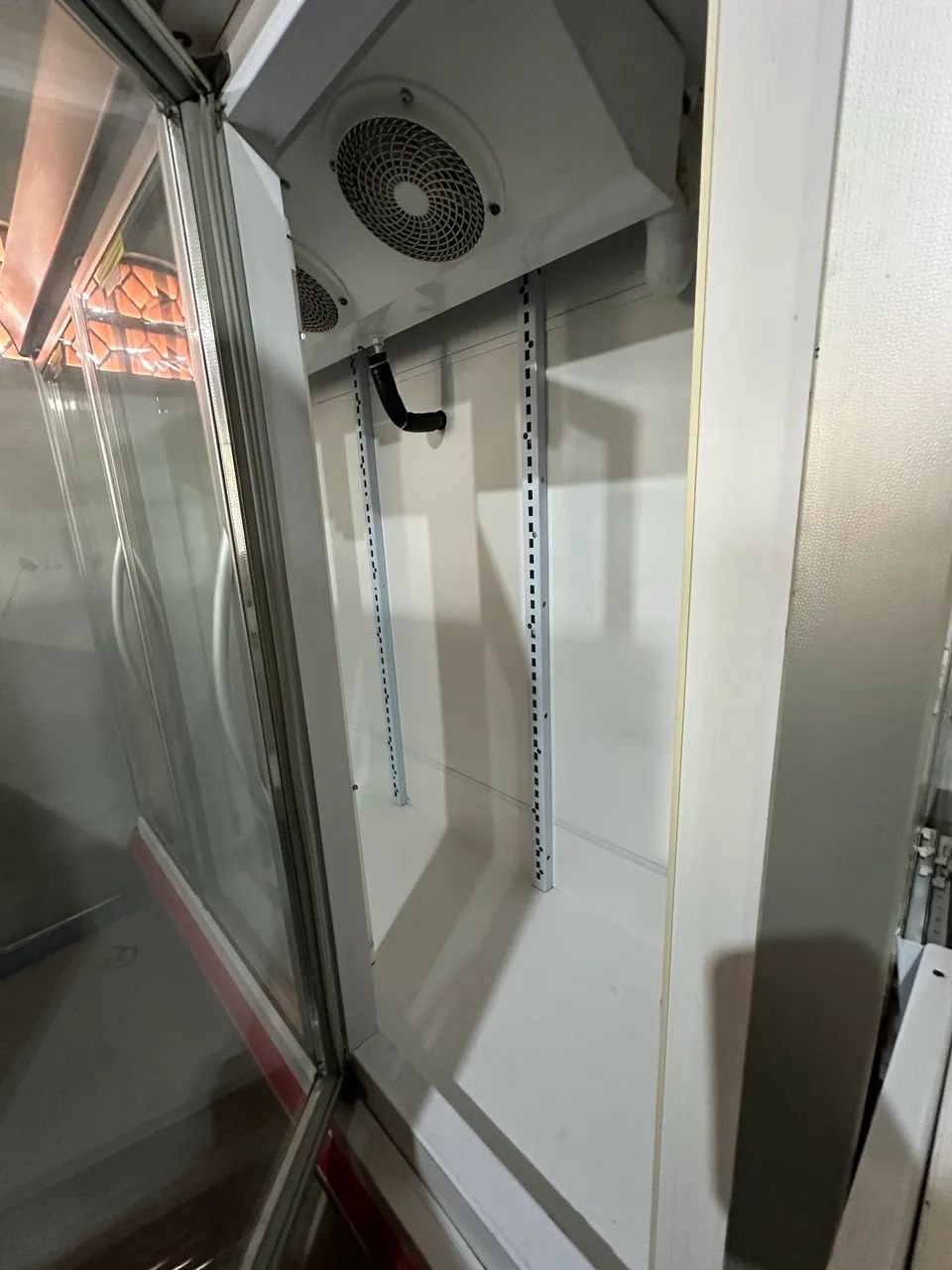 FREEZER CONGELADO VERTICAL - Foto 5