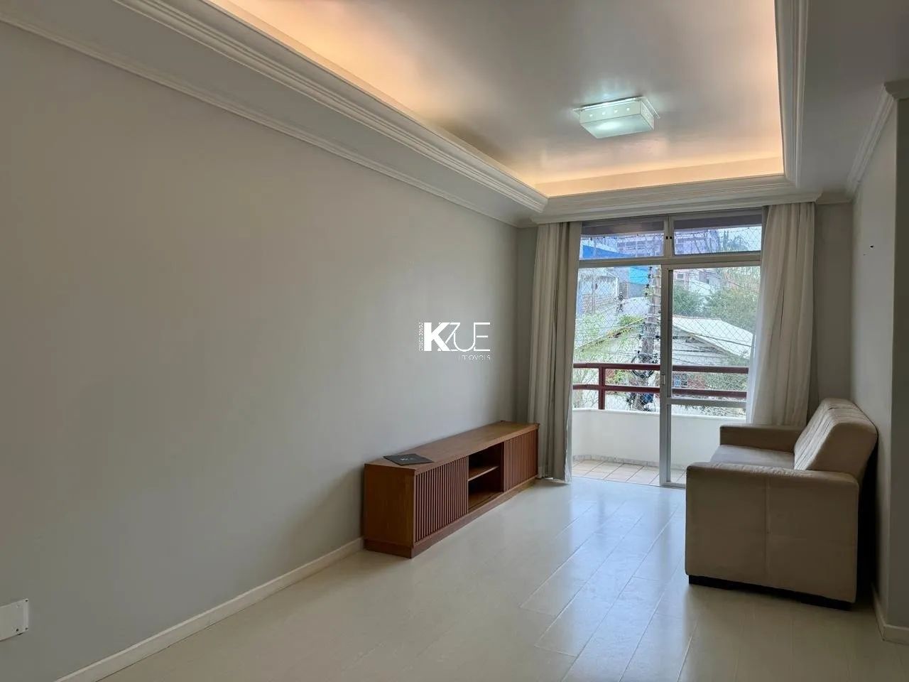 Apartamento no estreito, com elevador e sacada! - Foto 2