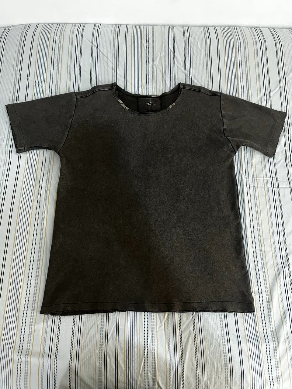Camiseta aevus