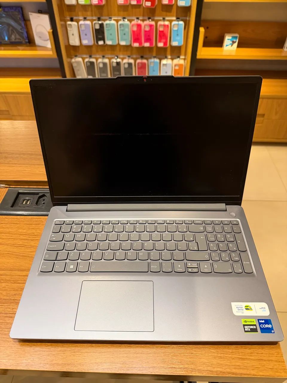 Notebook gamer Lenovo LOQ-e - Foto 2