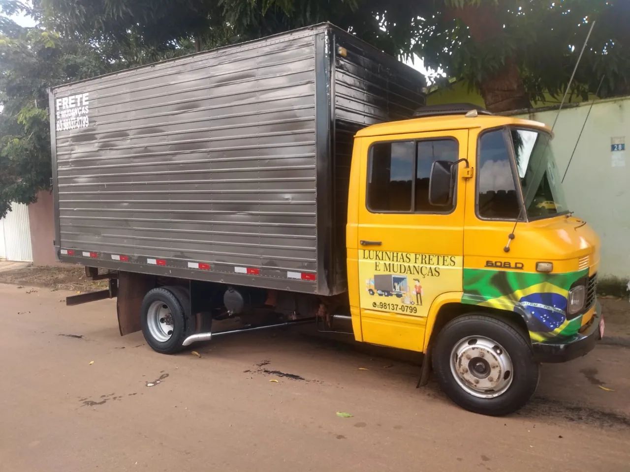 Vendo caminhão BAÚ 608D - ACEITO TROCA EM CARRO MENOR VALOR  - Foto 3