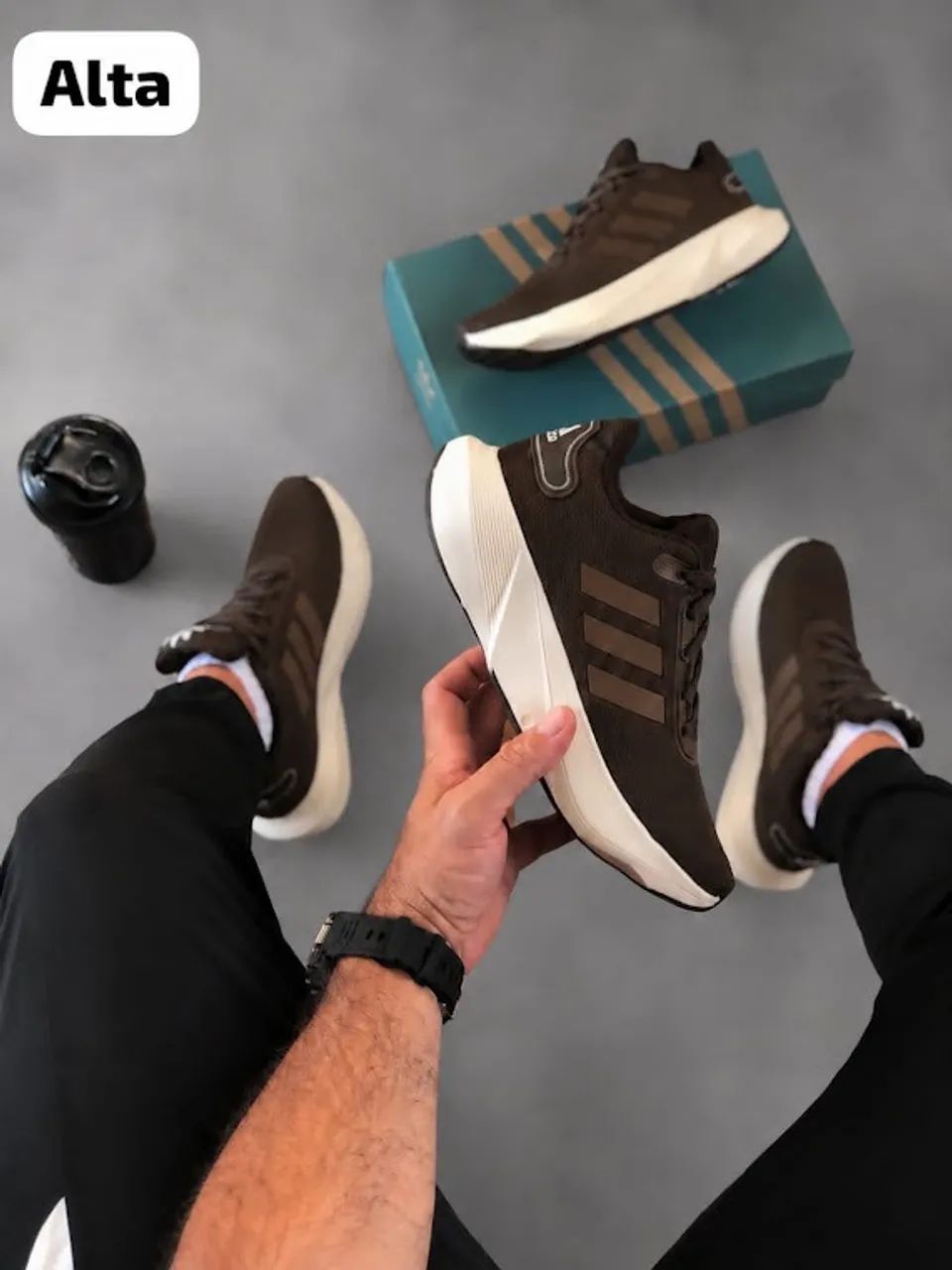 Tenis esportivo adidas